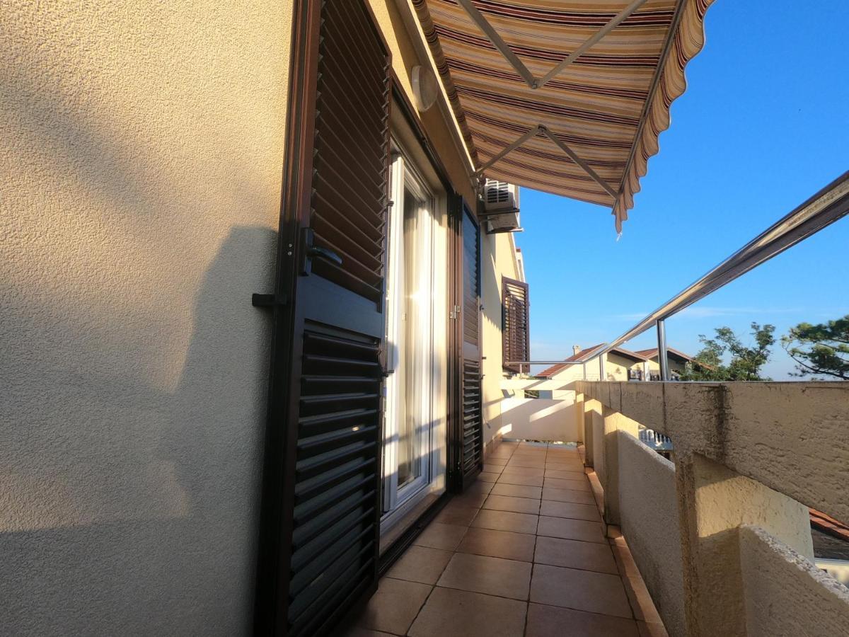 Apartmani Bosiljka Nin Esterno foto